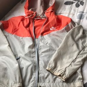 Nike wind breaker
